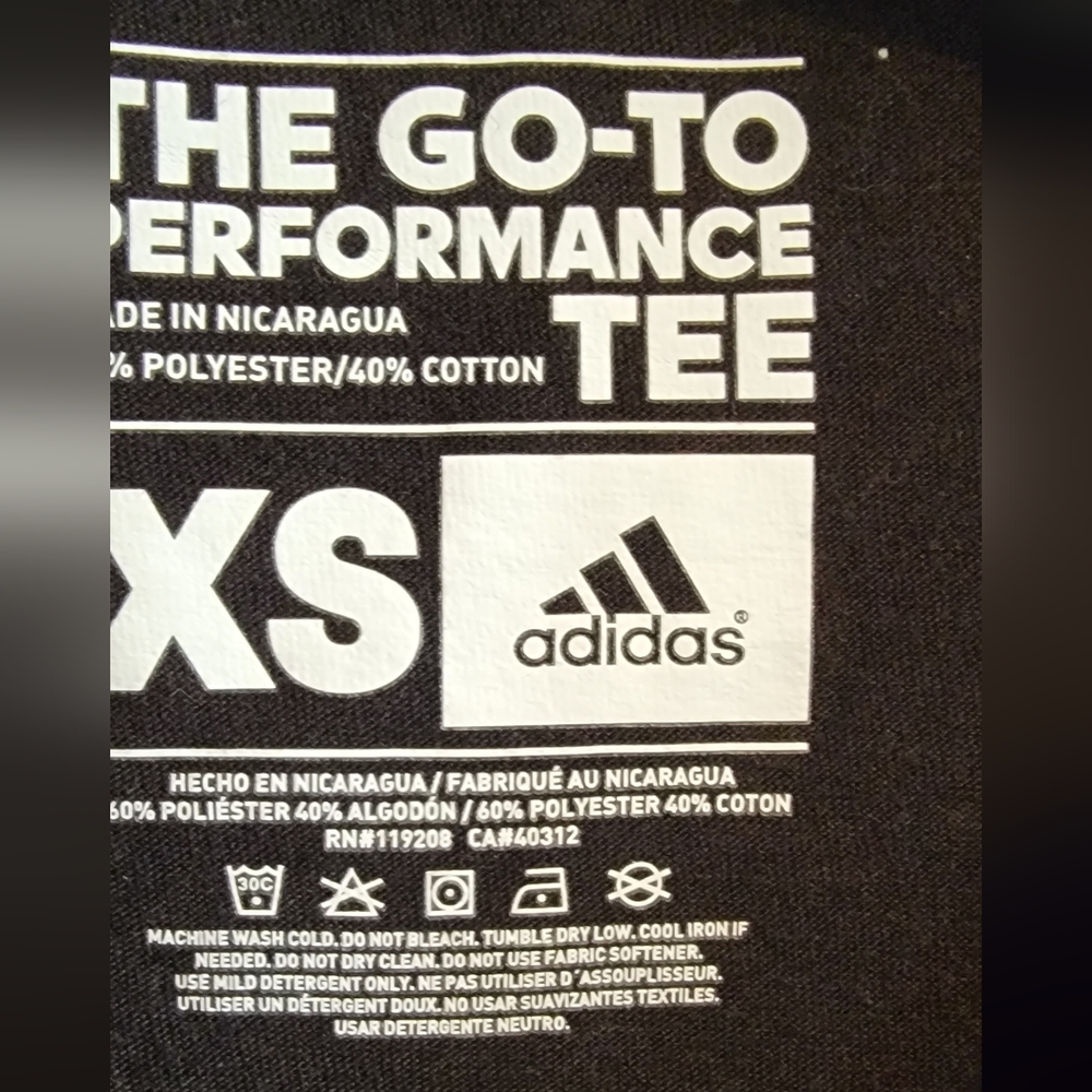 Adidas XS T-Shirt - Picture 3 of 3